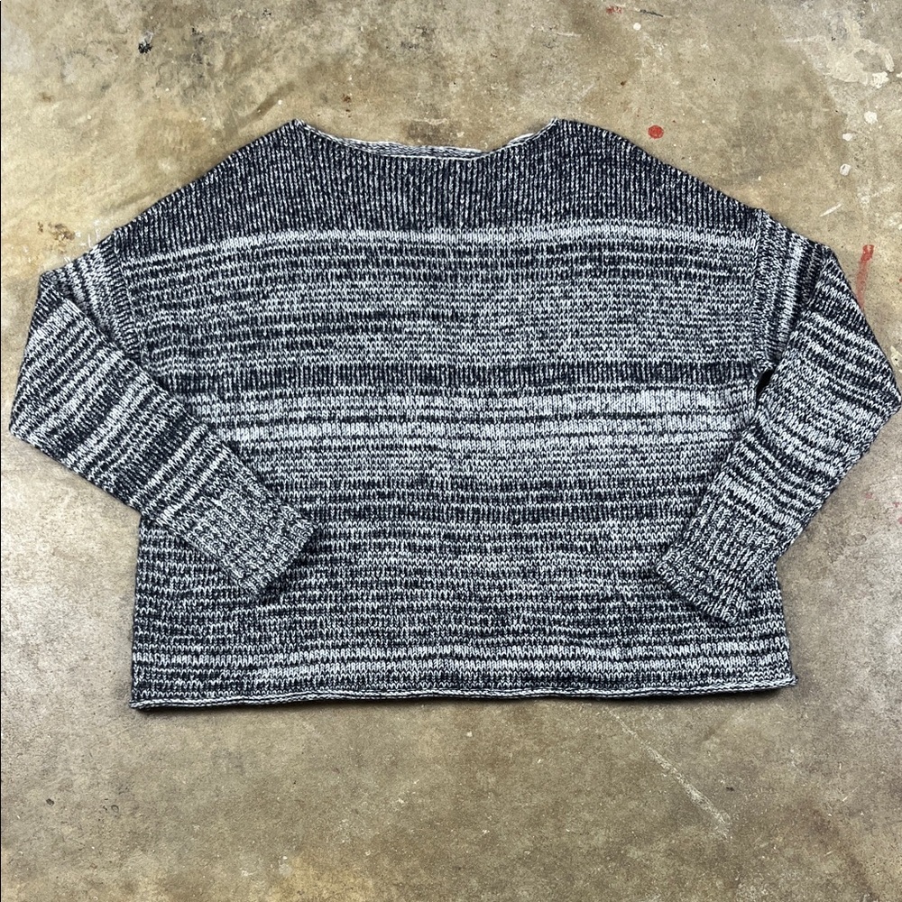 Madewell Black, Gray  and white Sweater
Size:small